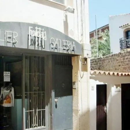 Pis Centre Apartment *
